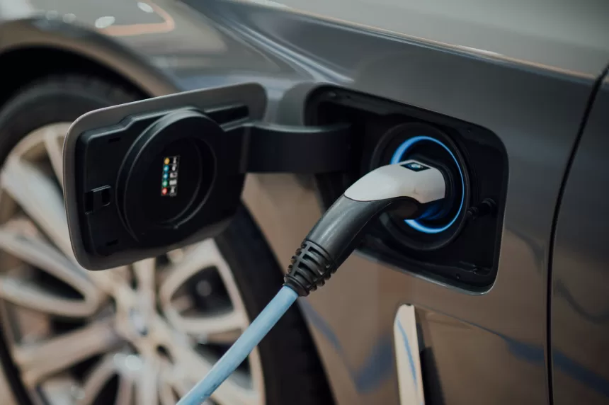 Descubra tudo sobre carros elétricos no Brasil: preços, autonomia, custos de recarga, manutenção e muito mais!