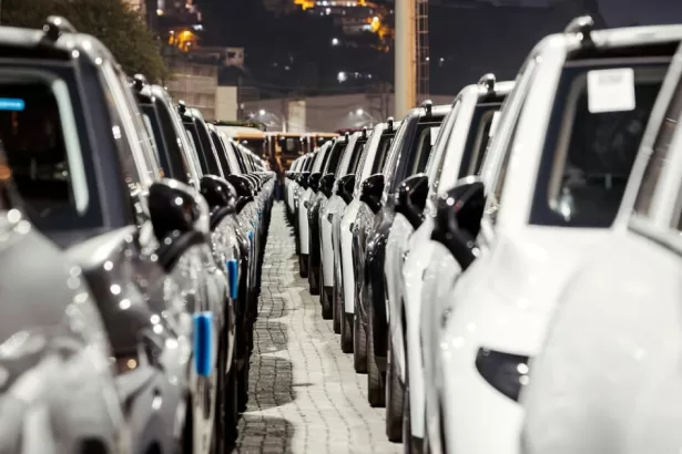 Leapmotor Ultrapassa Marca Histórica e Startups Chinesas de Carros Elétricos Batem Recordes em Outubro